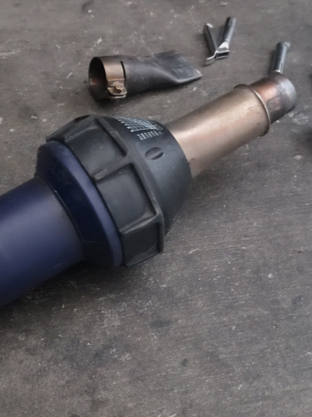 Weldy Plastic Welder/roofing  Blue and Black Heat Gun Nozzle Attachment